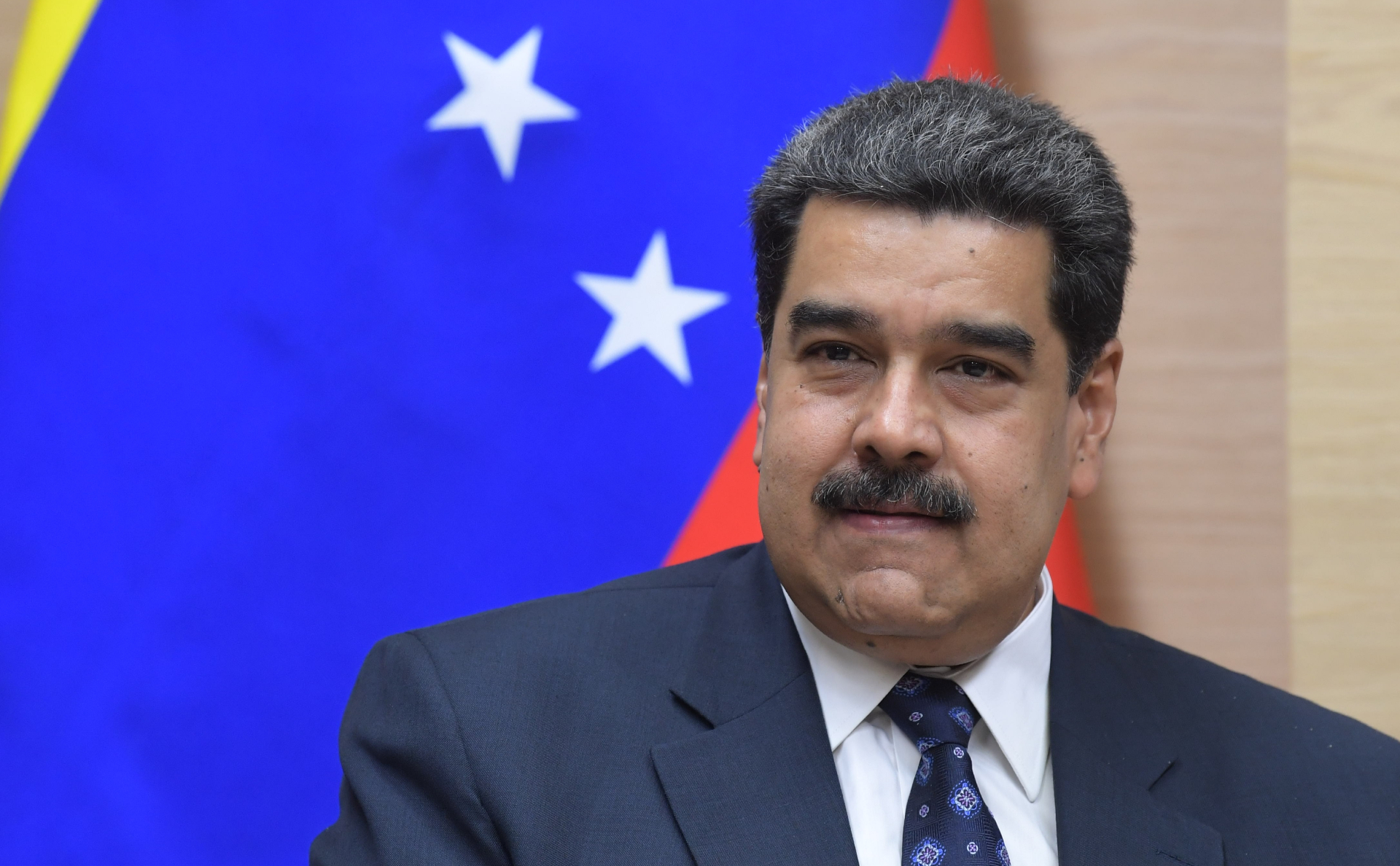 Мадуро высылает посла Евросоюза из Венесуэлы - Фото