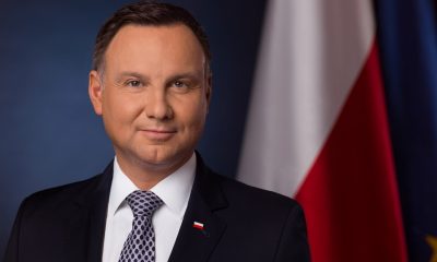 Глава Польши подписал проект запрета усыновления детей однополыми парами - Фото
