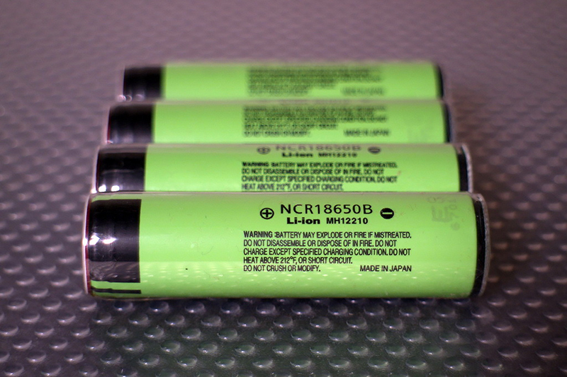 Ученые нашли дешевую и надежную замену литиевым аккумуляторам - Фото