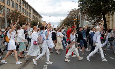 В Беларуси тысячи людей снова вышли на улицы - Фото