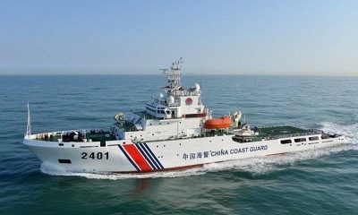 Береговая охрана Китая перехватила 12 гонконгских активистов - Фото