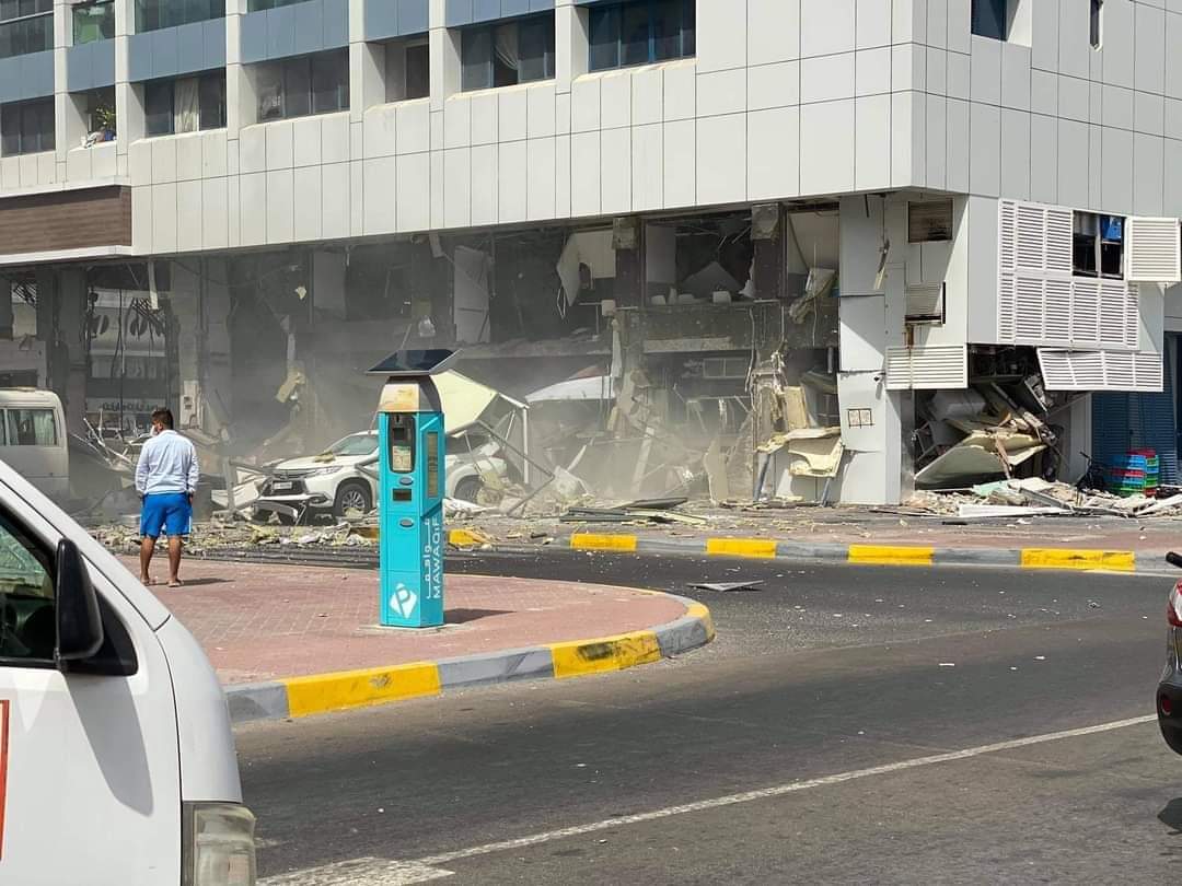 В ресторане в Абу-Даби прогремел взрыв - Фото