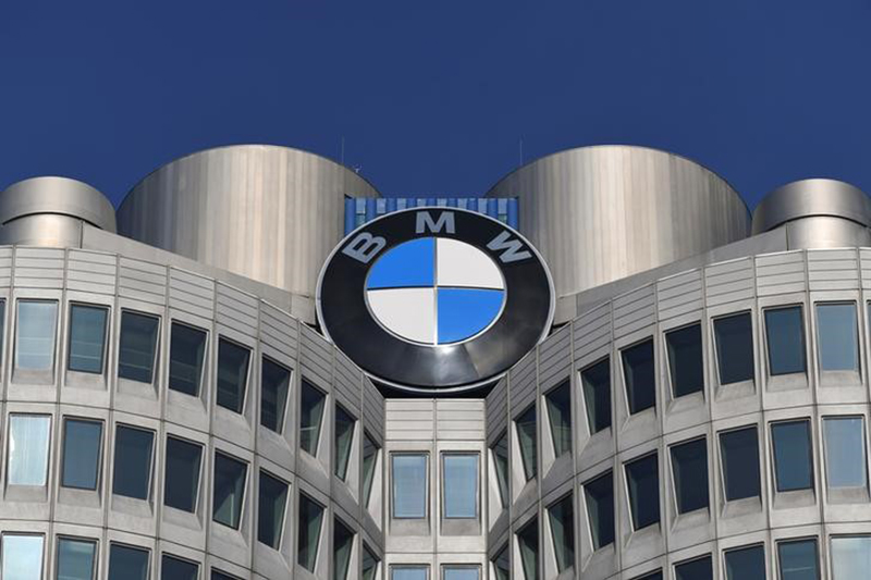 BMW получила во II квартале €212 млн евро убытка - Фото