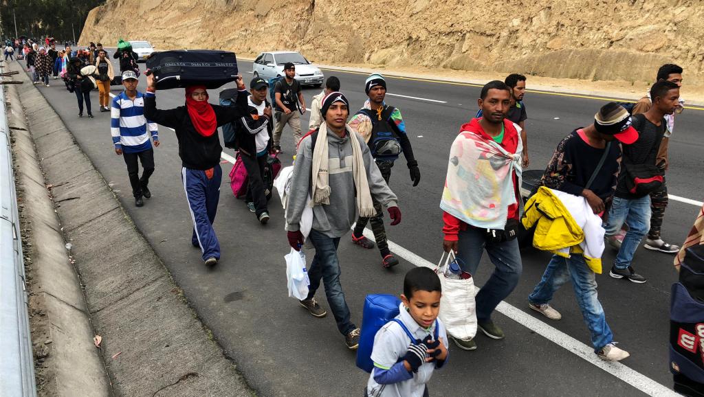 Тысячи венесуэльцев, покинувших страну из-за кризиса, возвращаются на родину - Фото