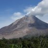 В Индонезии произошло извержение вулкана Синабунг - Фото