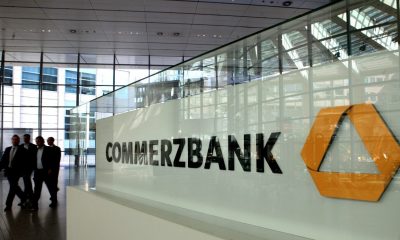 Прибыль Commerzbank снизилась на 21% во II квартале - Фото