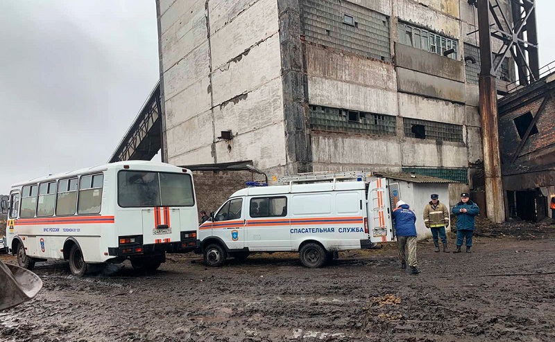 В Коми из-за обрушения галереи на шахте погибли два человека - Фото
