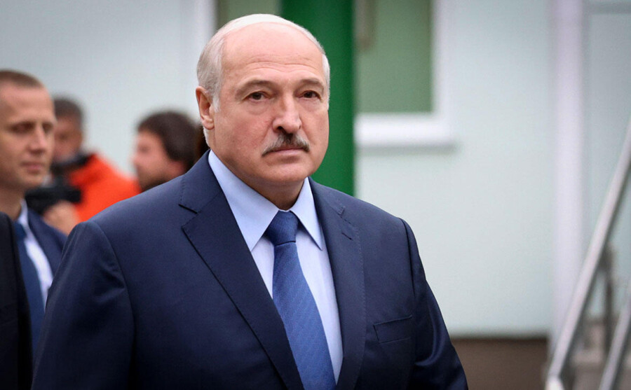 Лукашенко поблагодарил Си Цзиньпина за поддержку Беларуси - Фото