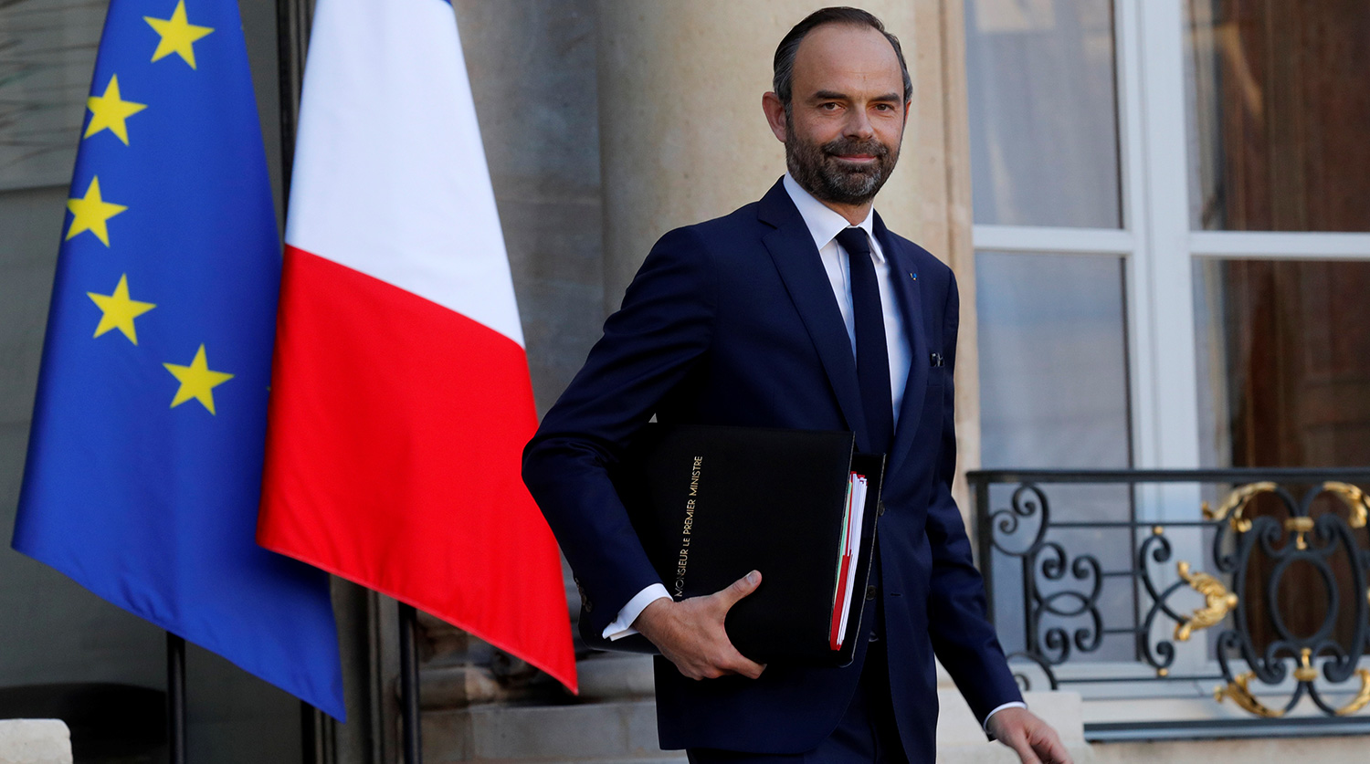 Бывший премьер-министр Франции войдет в совет директоров ИТ-компании «Атос» - Фото
