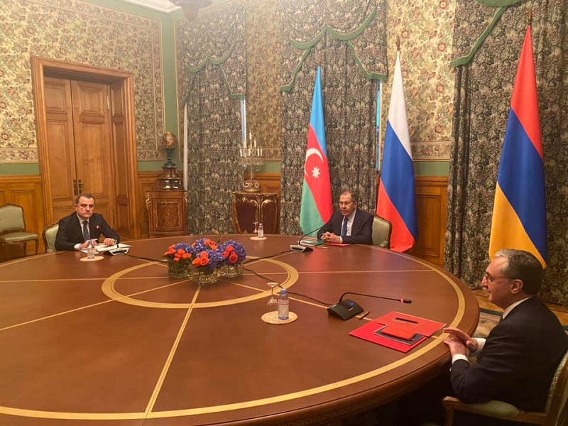 Армения и Азербайджан договорились о прекращении огня в Карабахе - Фото