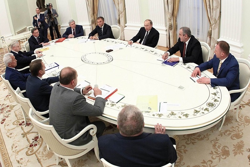Встреча лидеров фракций Госдумы с Путиным пройдет 6 октября - Фото