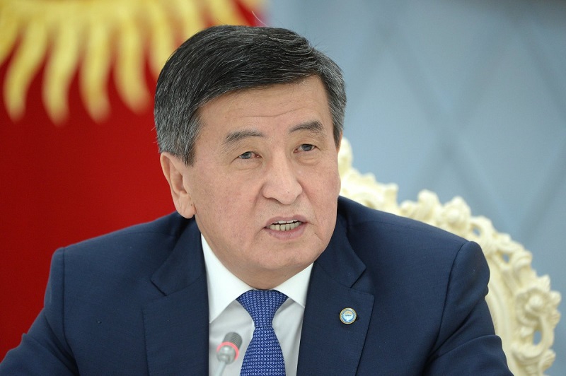 Президент Киргизии заявил о попытке незаконного захвата власти - Фото