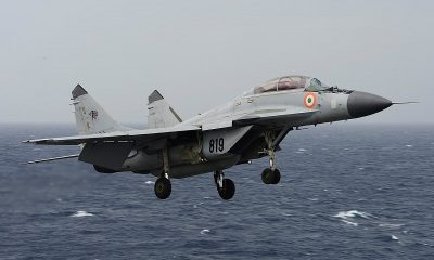 МиГ-29К ВМС Индии потерпел крушение в Аравийском море - Фото