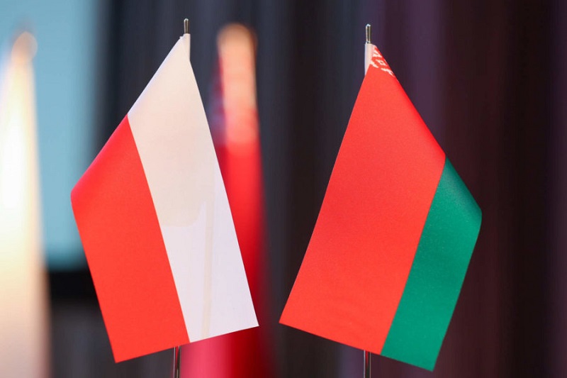 Лукашенко призвал Польшу к диалогу и сохранению добрососедства - Фото