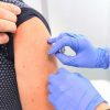 Испания начнет вакцинацию населения от коронавируса в январе - Фото