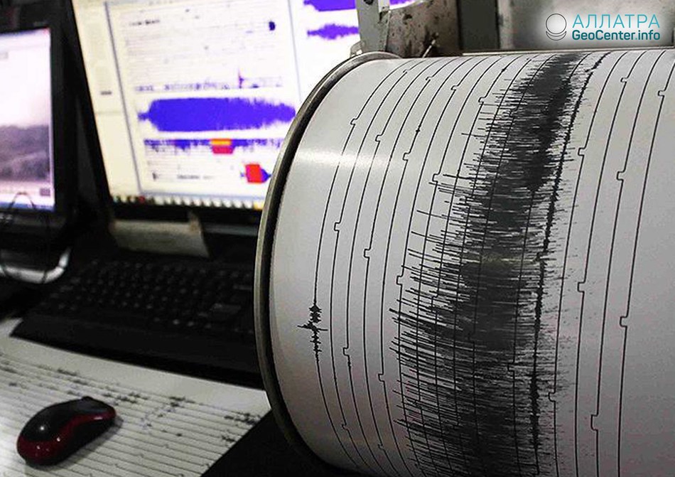 Землетрясение магнитудой 5,5 произошло у Курильских островов - Фото