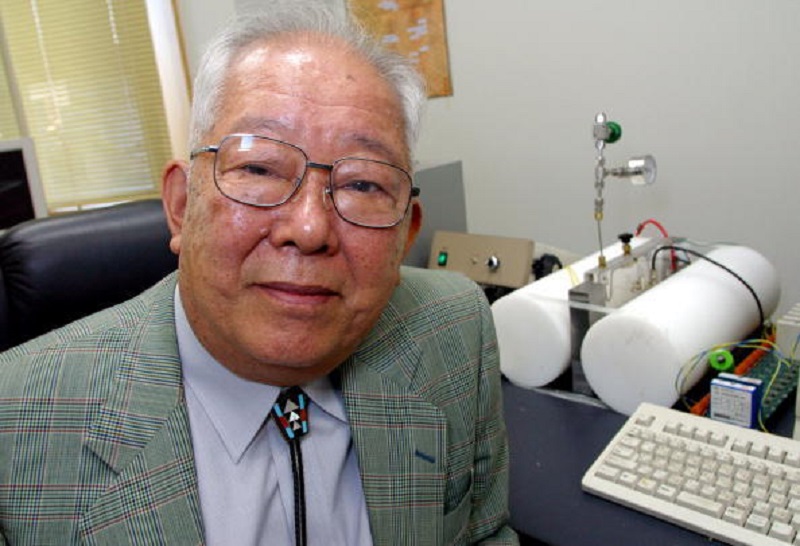 В Японии умер нобелевский лауреат по физике Масатоси Косиба - Фото