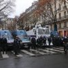 В Париже 12 декабря на акции протеста задержали 50 человек - Фото