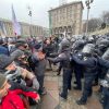 В Киеве 40 полицейских пострадали на акции против изоляции - Фото