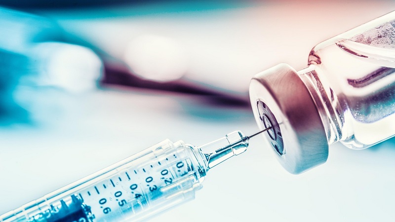 Минздрав РФ получил документы для регистрации третьей вакцины от COVID-19 - Фото