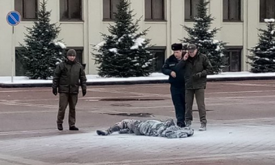 В Минске на площади Независимости мужчина совершил самосожжение - Фото