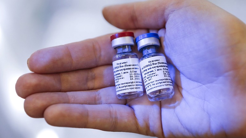 В Аргентине выявили осложнения у 1% привитых вакциной «Спутник V» - Фото