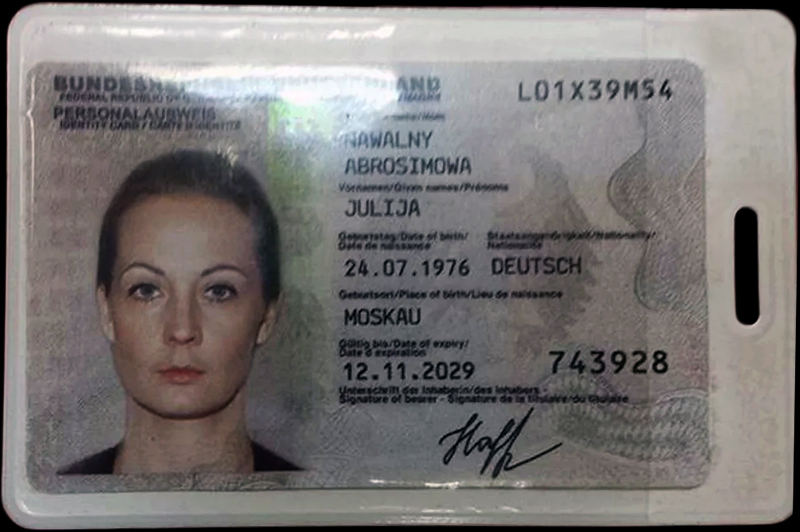 В МИД Германии назвали фото немецкого удостоверения Юлии Навальной подделкой - Фото