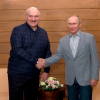 Песков назвал своевременной и конструктивной встречу Путина и Лукашенко - Фото