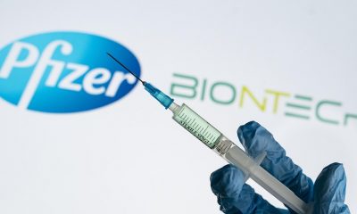 В Сингапуре медику по ошибке ввели пять доз вакцины Pfizer от коронавируса COVID-19 - Фото