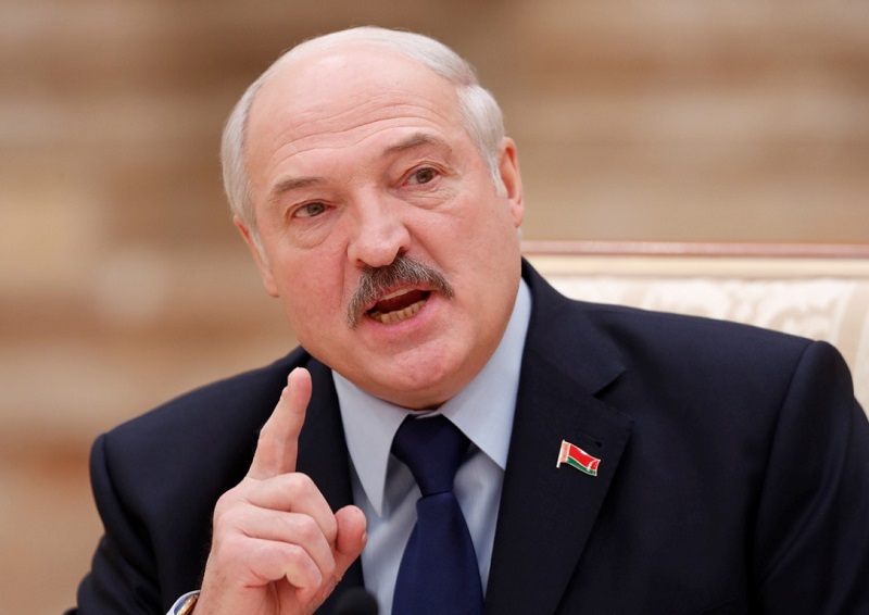 Лукашенко назвал ответственных за изменения в Конституции Беларуси - Фото