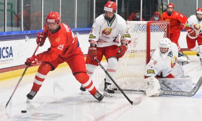 Сборная Беларуси по хоккею покидает юниорский ЧМ
