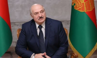 Лукашенко поздравил соотечественников с Первомаем