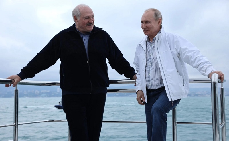 Беларусь получит $500 млн от России до конца июня - Фото