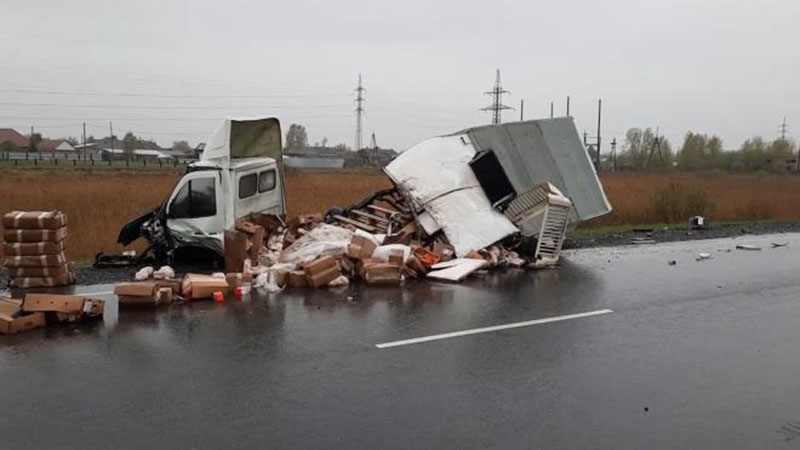 В Красноярском крае 5 человек погибли в автокатастрофе - Фото