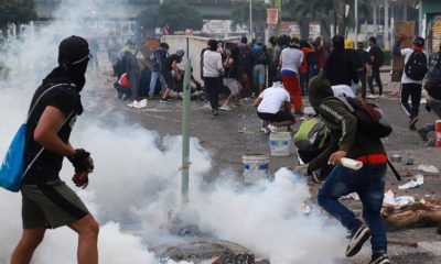 В Боготе более 90 человек пострадали за сутки протестов - Фото