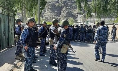 Кыргызстан и Таджикистан завершили отвод войск от границы - Фото