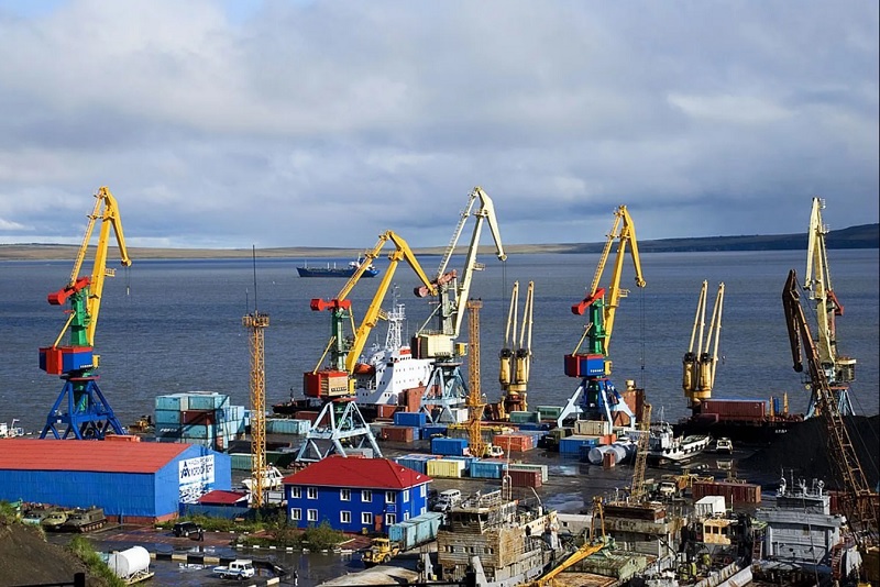 Беларусь планирует построить терминал в российских портах - Фото