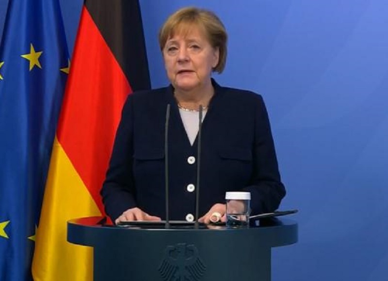 Меркель заявила об изменении баланса сил в мире из-за России - Фото
