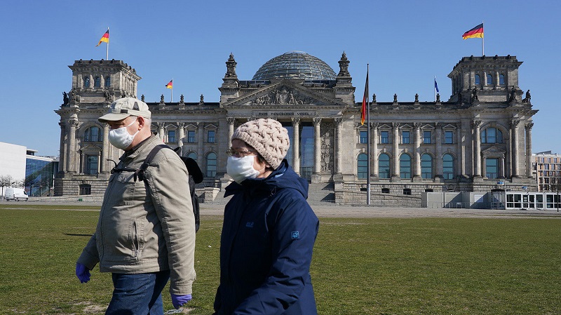 С 19 мая Берлин начнет ослаблять карантинные меры - Фото