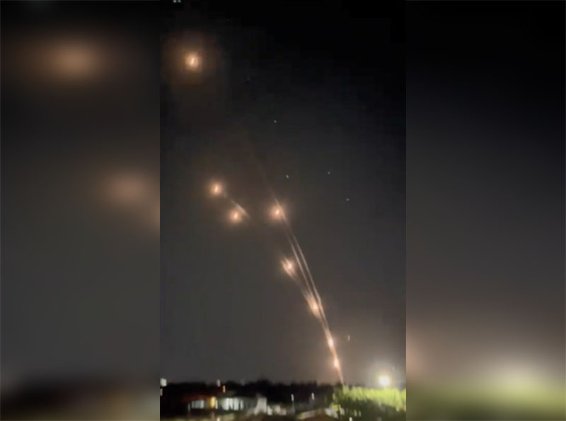 Палестинские радикалы запустили 130 ракет по по Тель-Авиву - Фото