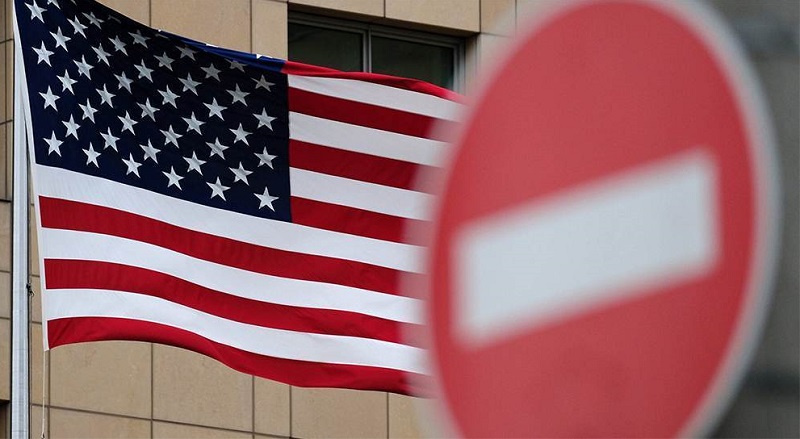 США объявили о приостановке авиасообщения с Беларусью и введении санкций - Фото