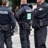 В Берлине 60 полицейских были ранены во время столкновений с леворадикалами - Фото