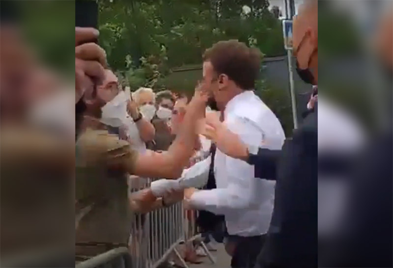 Президенту Франции Эммануэль Макрон получил пощечину от неизвестного мужчины - Фото