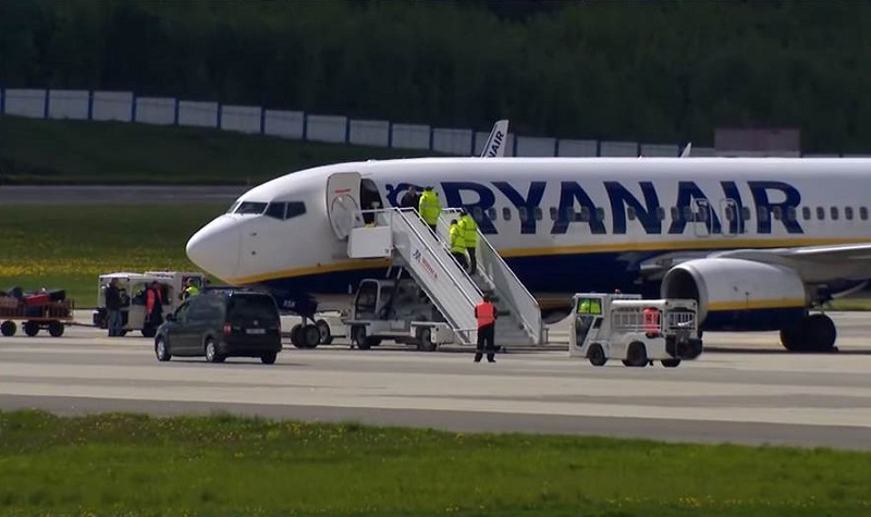 США планируют ограничить полеты в Беларусь после инцидента с Ryanair в Минске - Фото