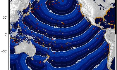 На Аляске объявили угрозу цунами после землетрясения магнитудой 8,2 - Фото