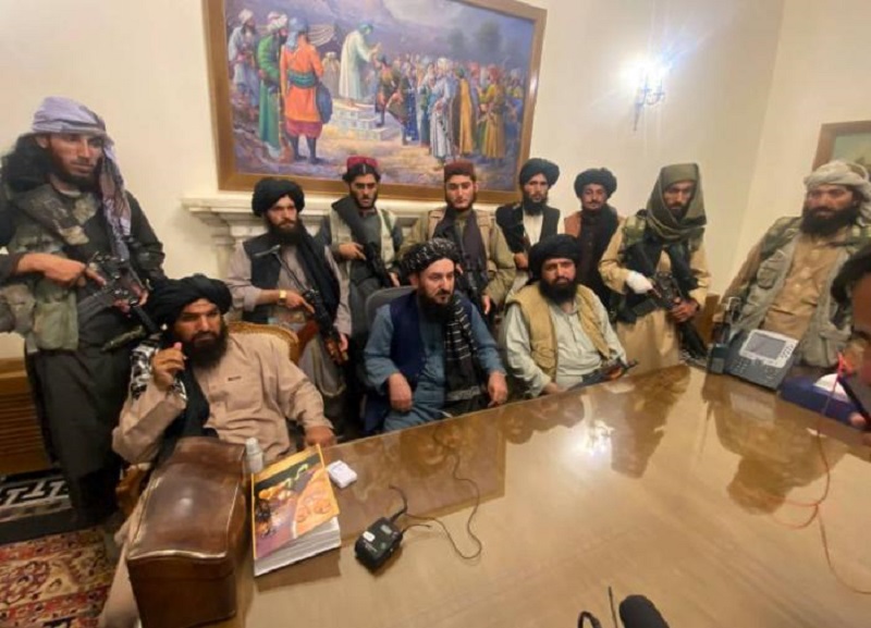 Талибы хотят обладать абсолютной властью в Афганистане - Фото