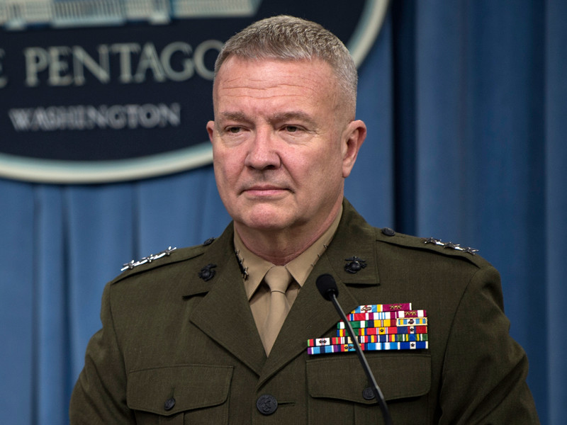 Глава Центкома США Маккензи заявил о завершении миссии по эвакуации из Афганистана - Фото