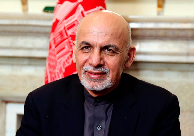ичный охранник Гани подтвердил, что экс-президент Афганистана улетел в Ташкент - Фото