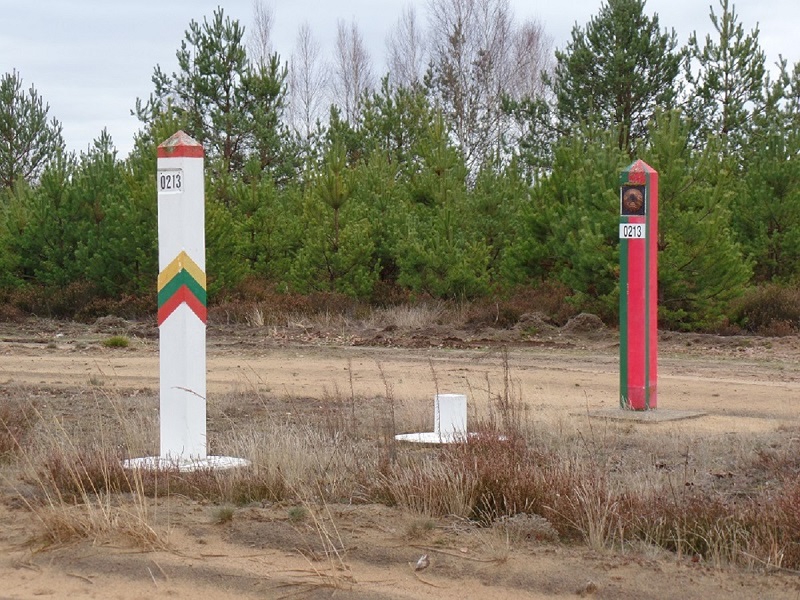Власти Литвы усилят охрану границы с Беларусью - Фото