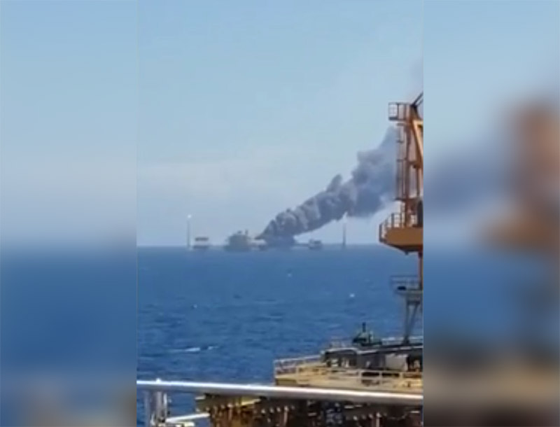 В Мексиканском заливе при пожаре на нефтяной платформе Pemex погибли 5 человек - Фото